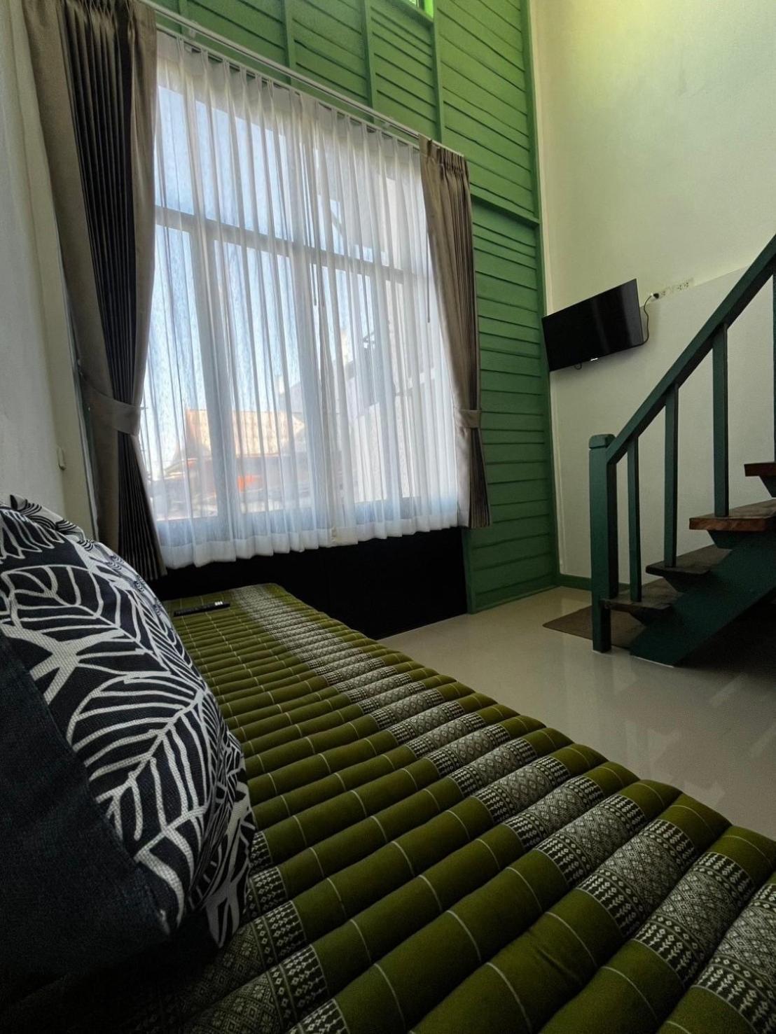 Goodmorning By Tamarind Hostel Phra Nakhon Si Ayutthaya Exterior photo