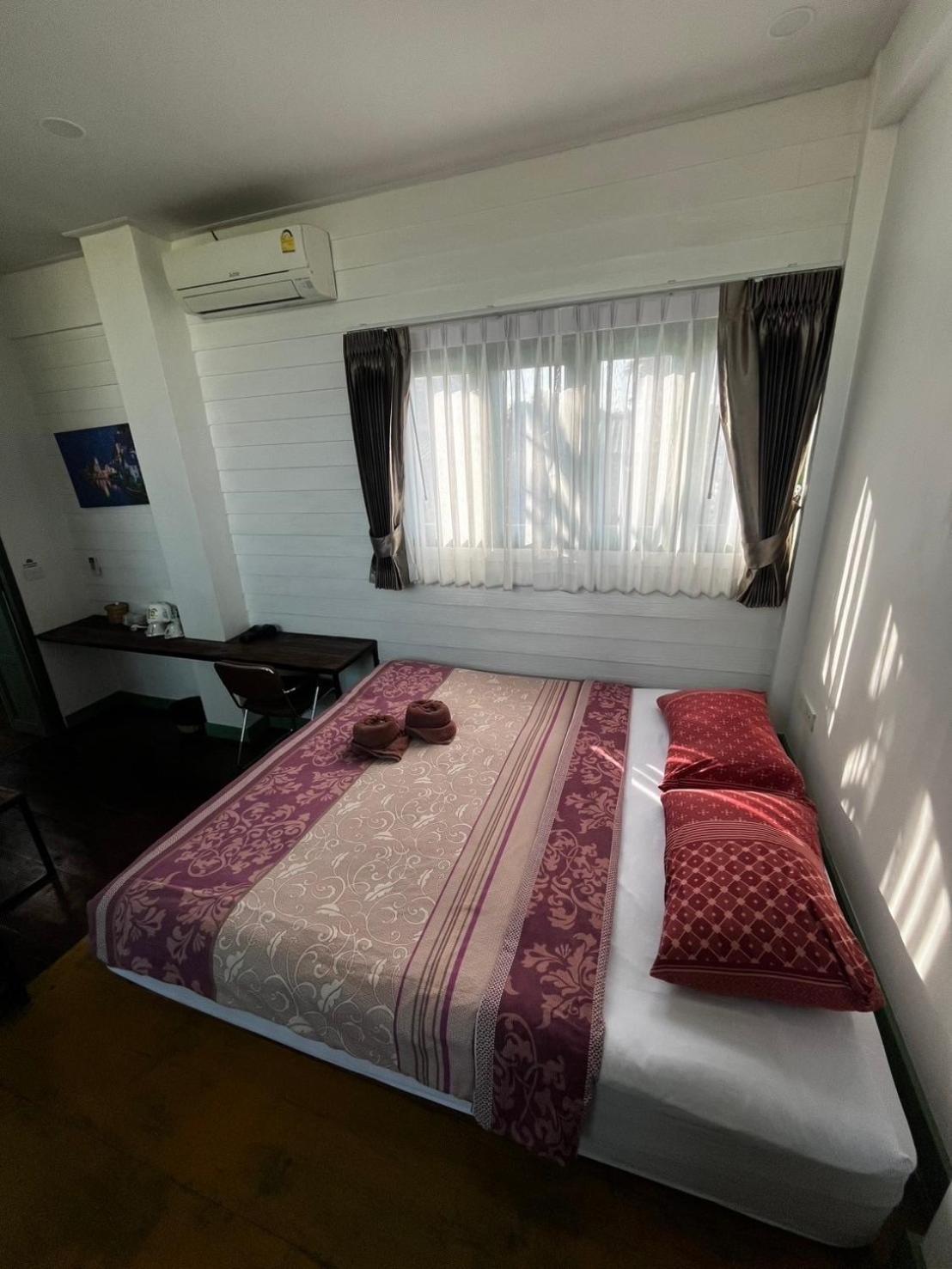 Goodmorning By Tamarind Hostel Phra Nakhon Si Ayutthaya Exterior photo