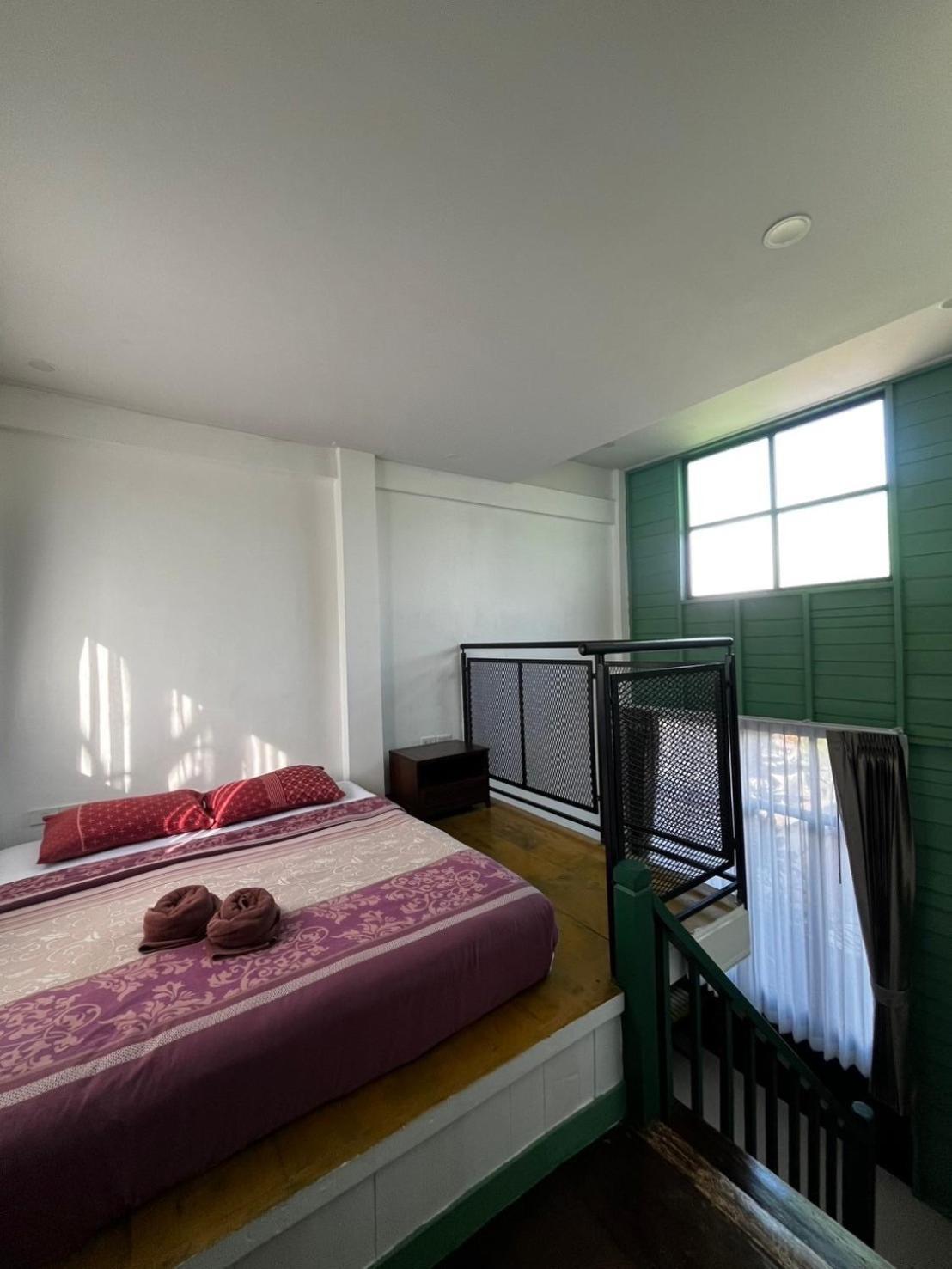 Goodmorning By Tamarind Hostel Phra Nakhon Si Ayutthaya Exterior photo