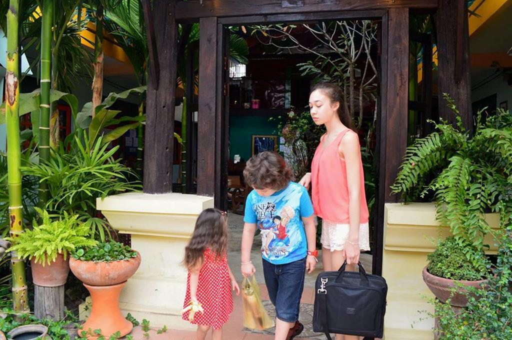 Goodmorning By Tamarind Hostel Phra Nakhon Si Ayutthaya Exterior photo